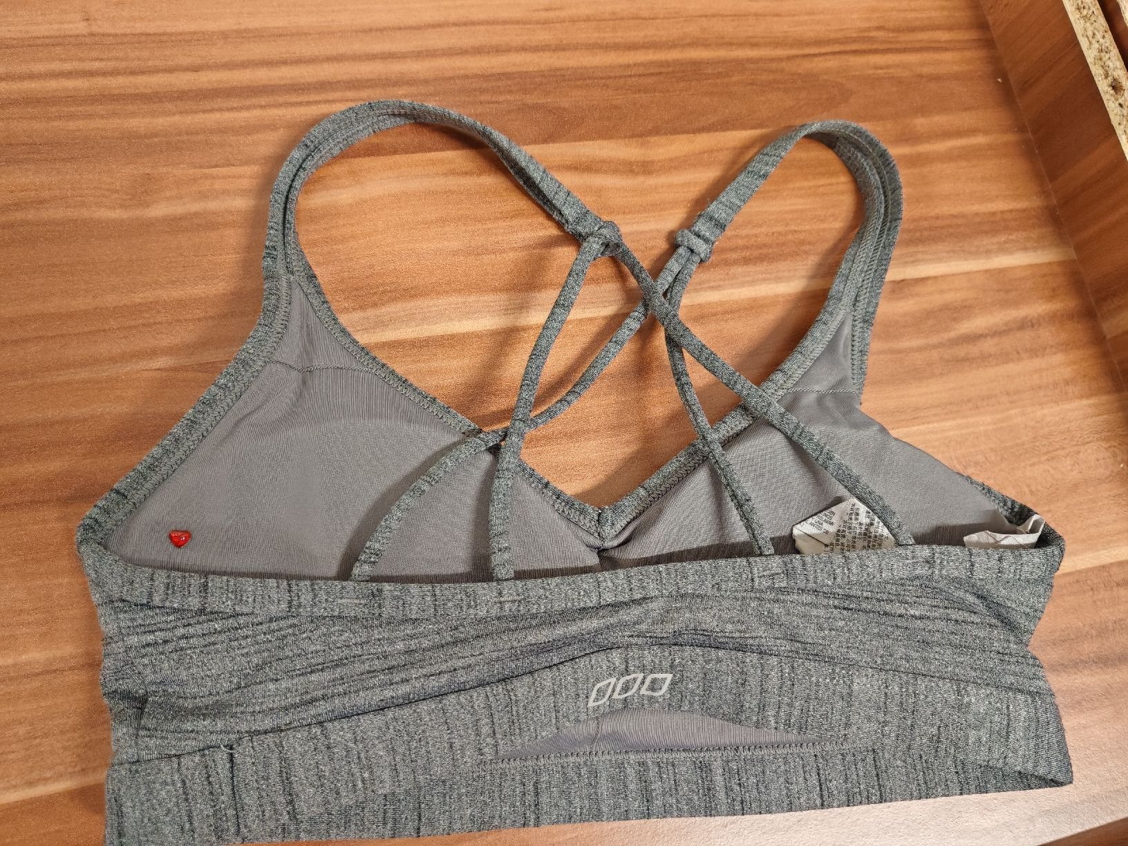 Sonstige Unterwäsche: sport bra strong support and padding – Gebraucht aus Pfäffikon SZ von Zoe_w 2