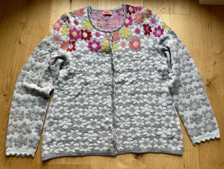 Oleanajacke Grösse M Merinowolle/Seide 