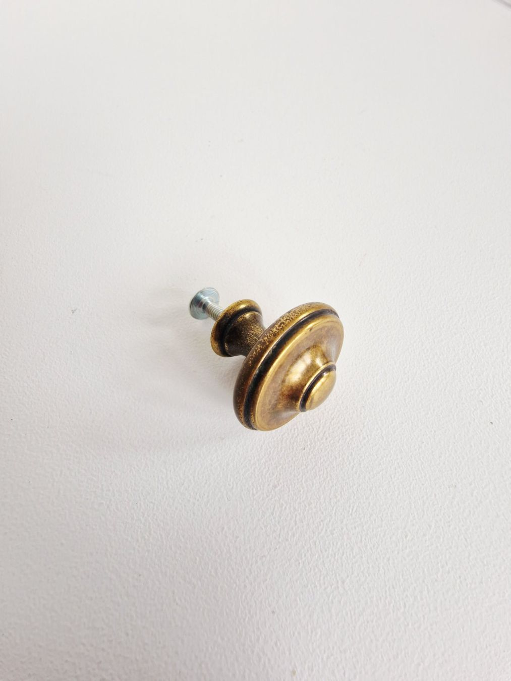 Ferramenta: Möbelknopf Vintage Messing 3cm – Usato da Hallau venduto da CHACLA 4