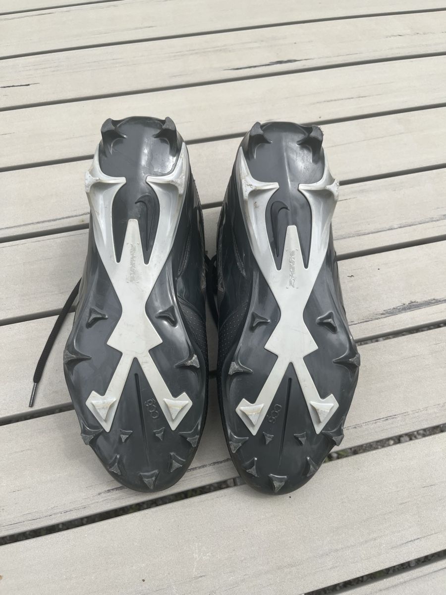Nike Herrenschuhe: Nike Alpha menace 4 pro – Gebraucht aus Zweidlen von don-havanna 9