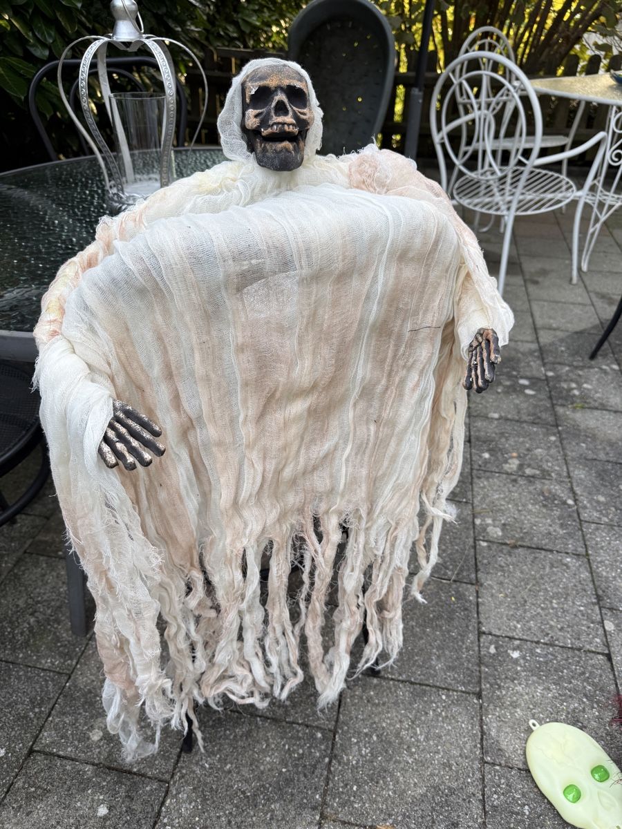 Alle Dekorationen: Halloween Decorations  – Gebraucht aus Worblaufen von Jarnold 3