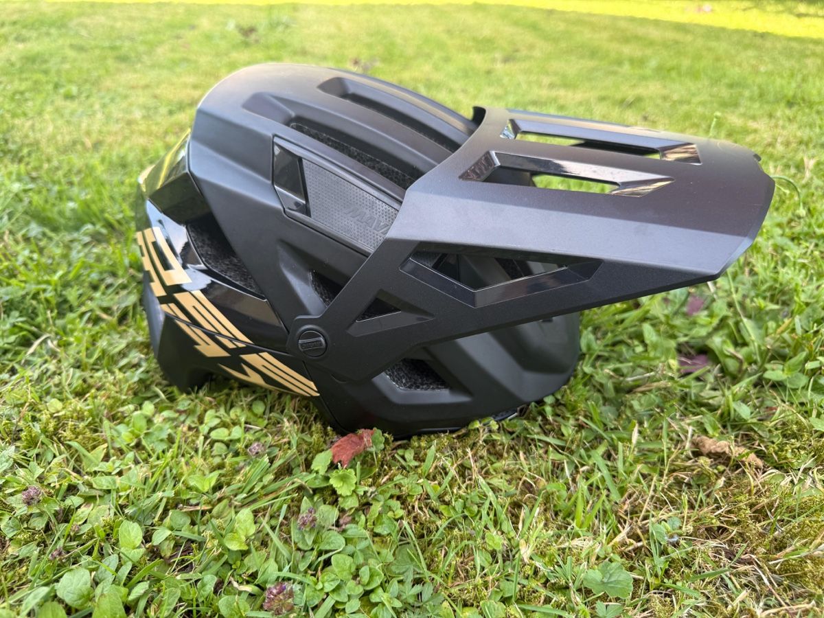 Mavic Casques: Velohelm Mavic Deemax pro mips L – D'occasion à Buchrain par Jasikistler