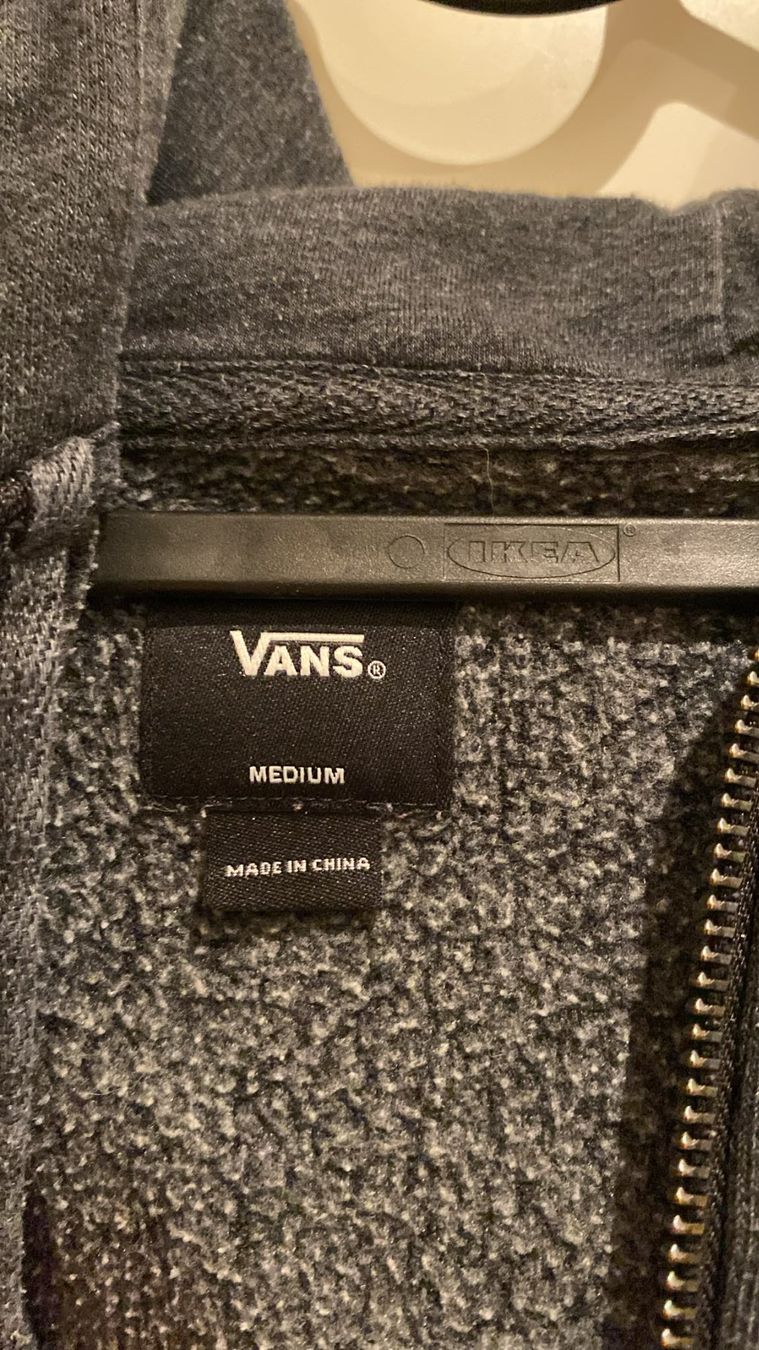 Pullover & Sweatshirts: Vans sweatjacke Grau Grösse M – Gebraucht aus Zürich von drummergirl98 2
