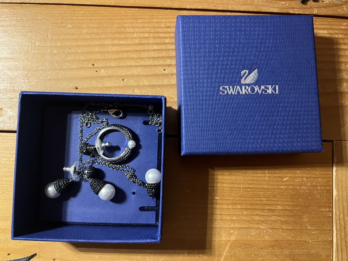 Swarovski Sonstiger Schmuck: Swarovski 4 tg - wunderschön – Gebraucht aus Bonaduz von Malves10