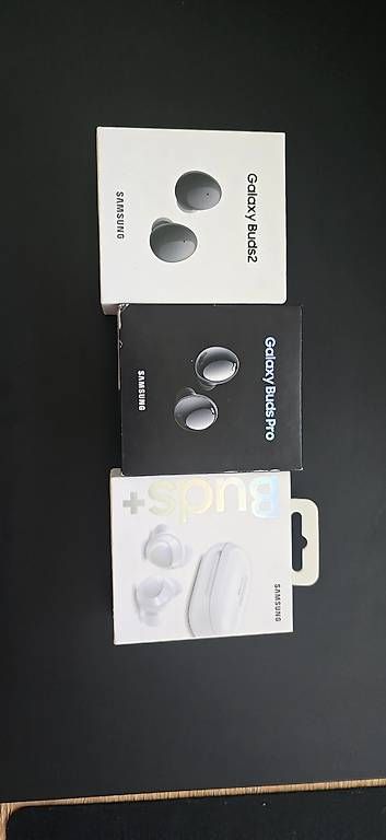Casques audio: Verschiedene Buds – D'occasion à Aesch BL par mmo_2lqx