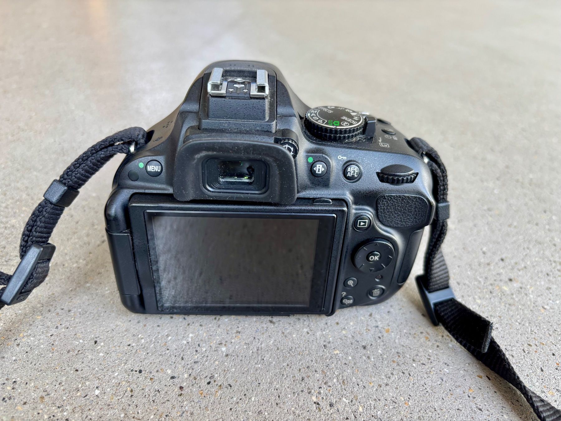 Nikon Fotocamera: Nikon D5200 Spiegelreflexkamera mit 18-55mm Objektiv – Usato da Heerbrugg venduto da delpietro 2