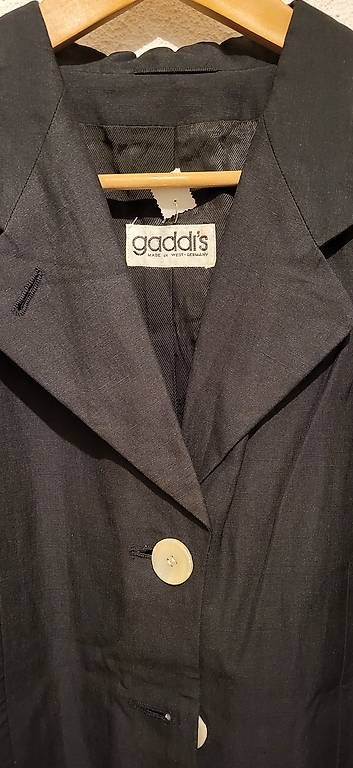 Giacche: Schwarzer Blazer Gr. 42 (oversize) Seide/Leinen – Usato da Basel venduto da kri_wd99 4