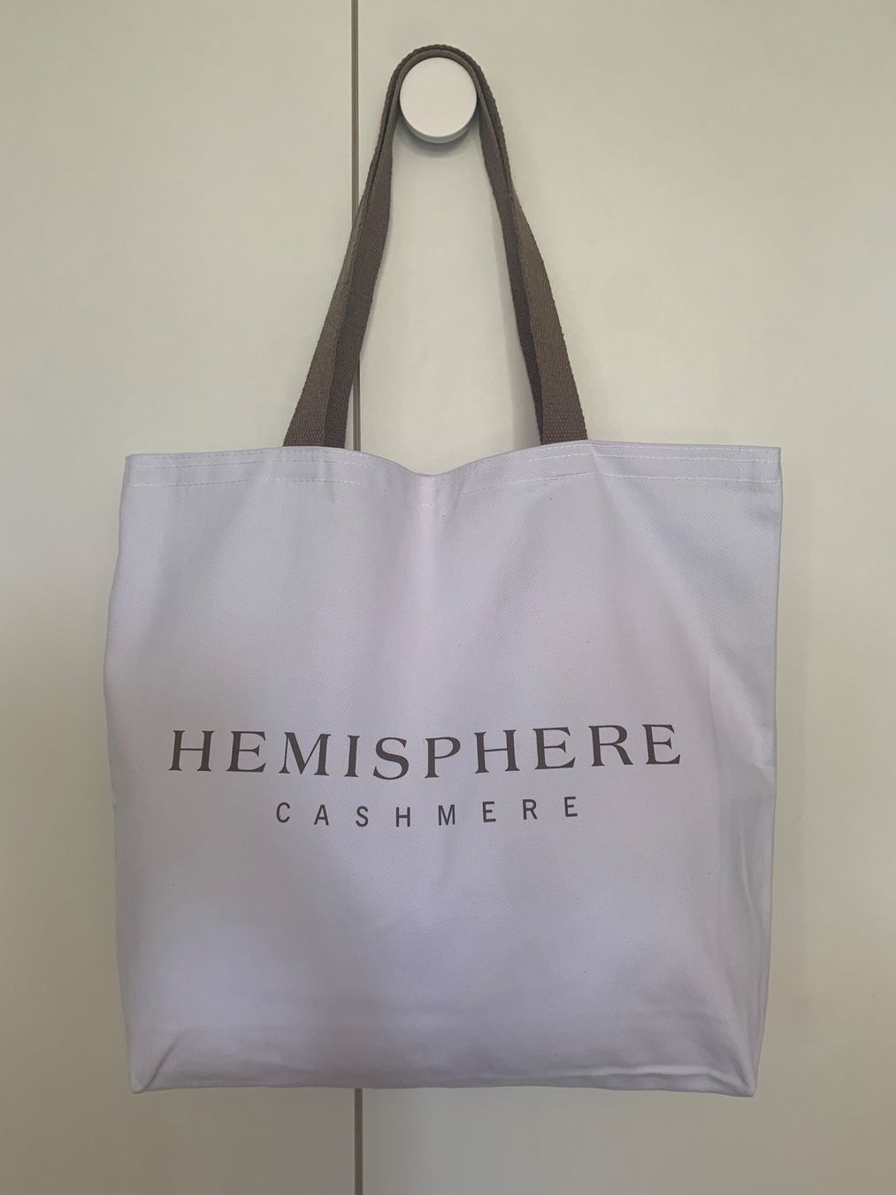 Borse: sac tote bag neuf Hemisphere – Nuovo e nell'imballaggio originale da Gland venduto da TallyEva