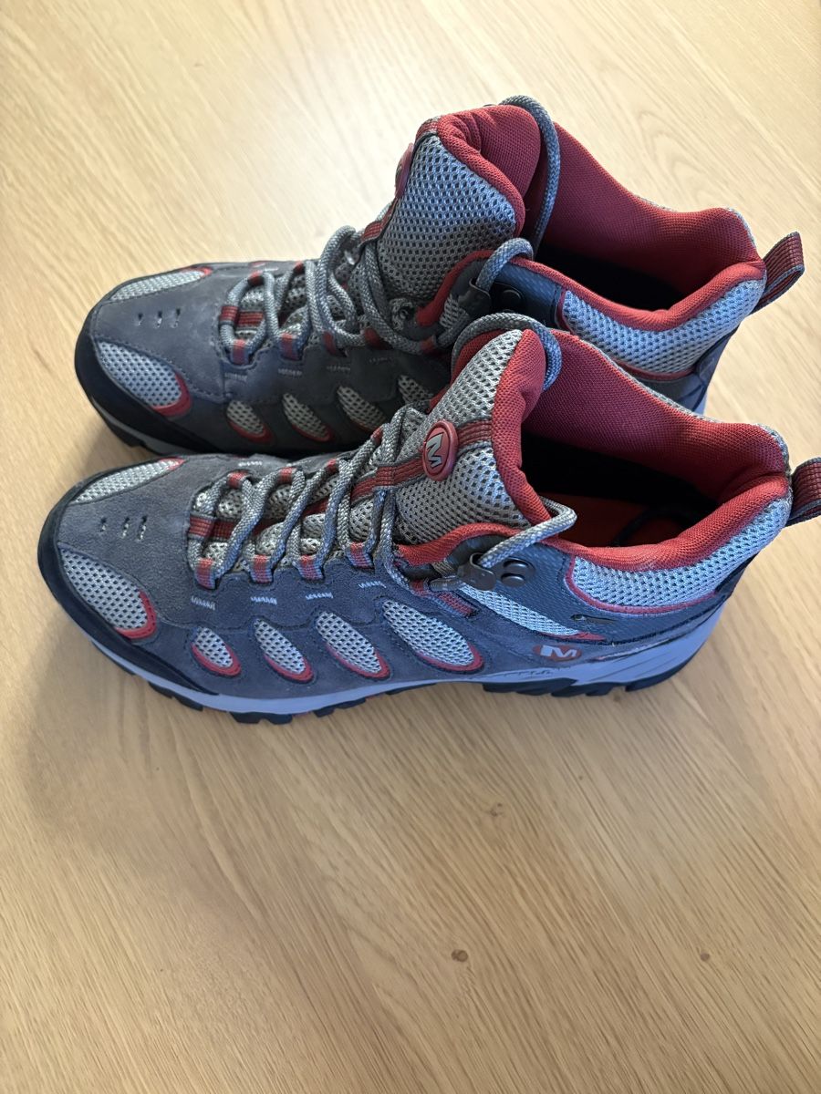 Merrell Scarpe da uomo: Wanderschuhe – Nuovo e nell'imballaggio originale da Wangen ZH venduto da Brunnerluzern 1
