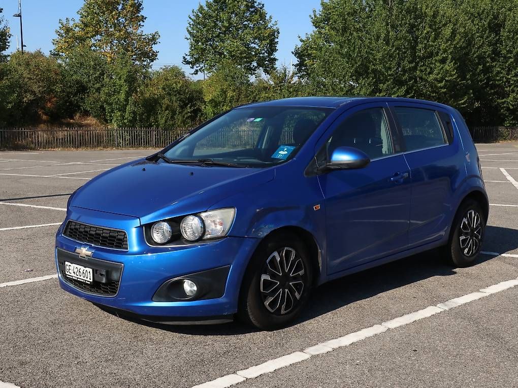 Chevrolet Automobili: CHEVROLET AVEO 1.4 LTZ – Usato da Lancy venduto da Vendeur1212 1
