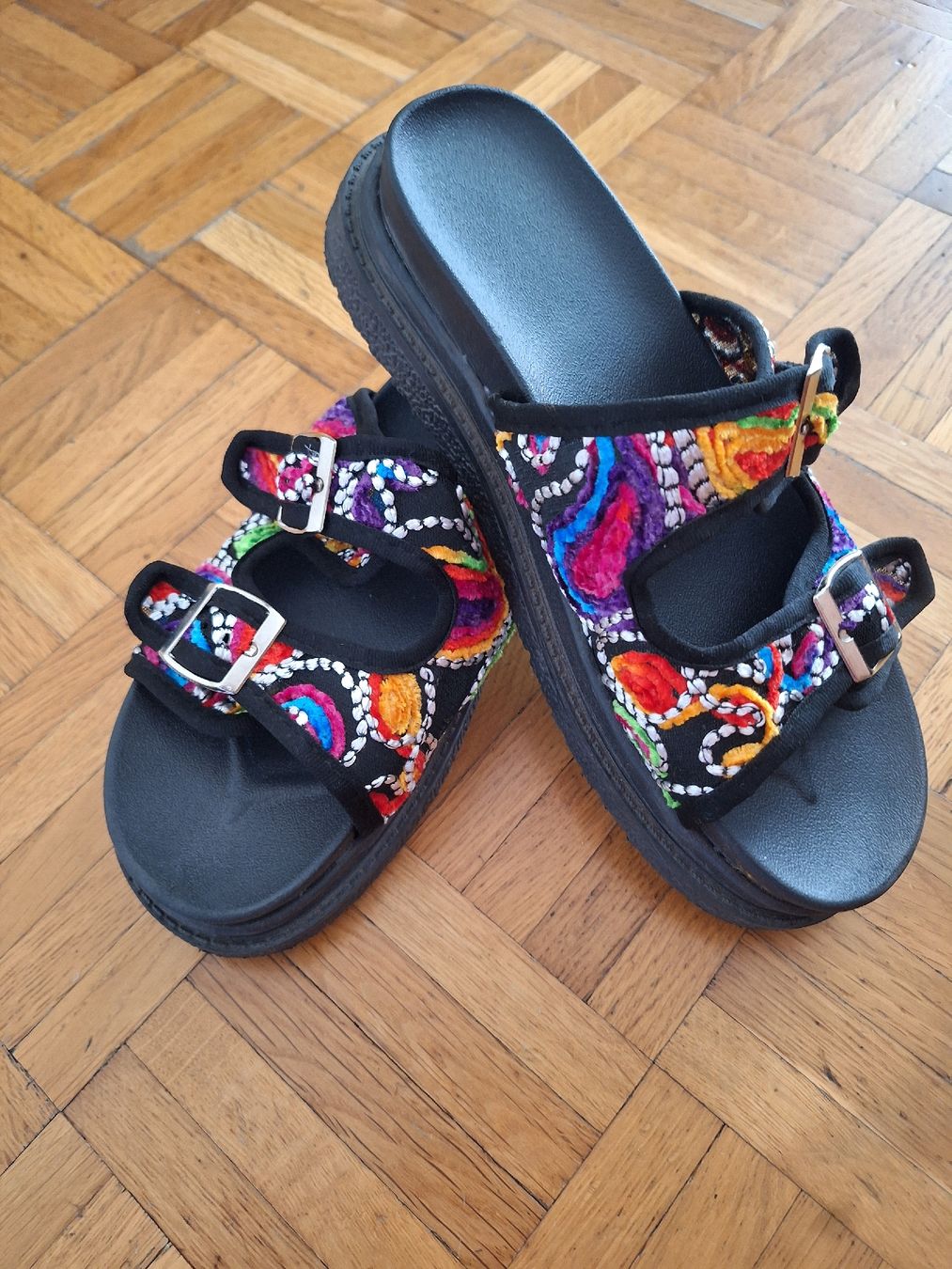 Scarpe da donna: Schuhe Grösse 40 – Usato da Adlikon b.Regensdf venduto da che_xxb9