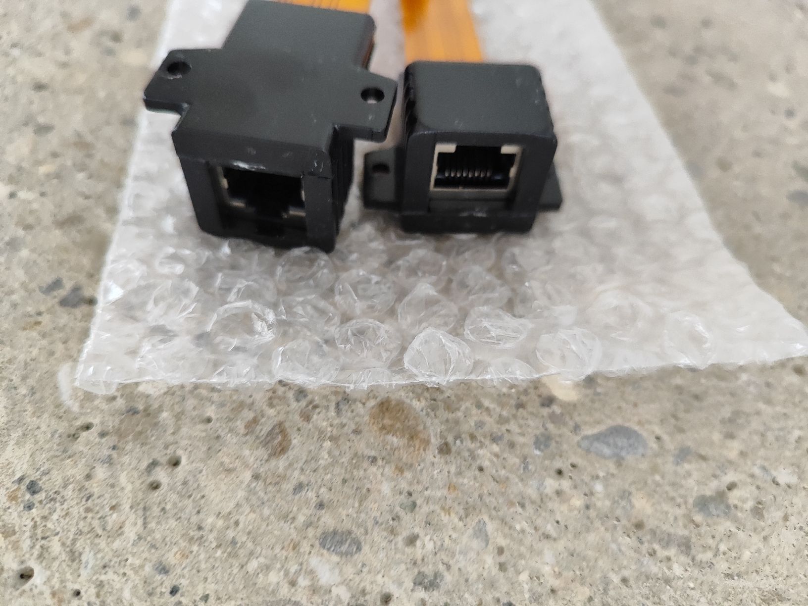 Cavi: RJ45 Ethernet extension cable flat flex new condition – Nuovo (secondo la descrizione) da Mülligen venduto da vagos85 1