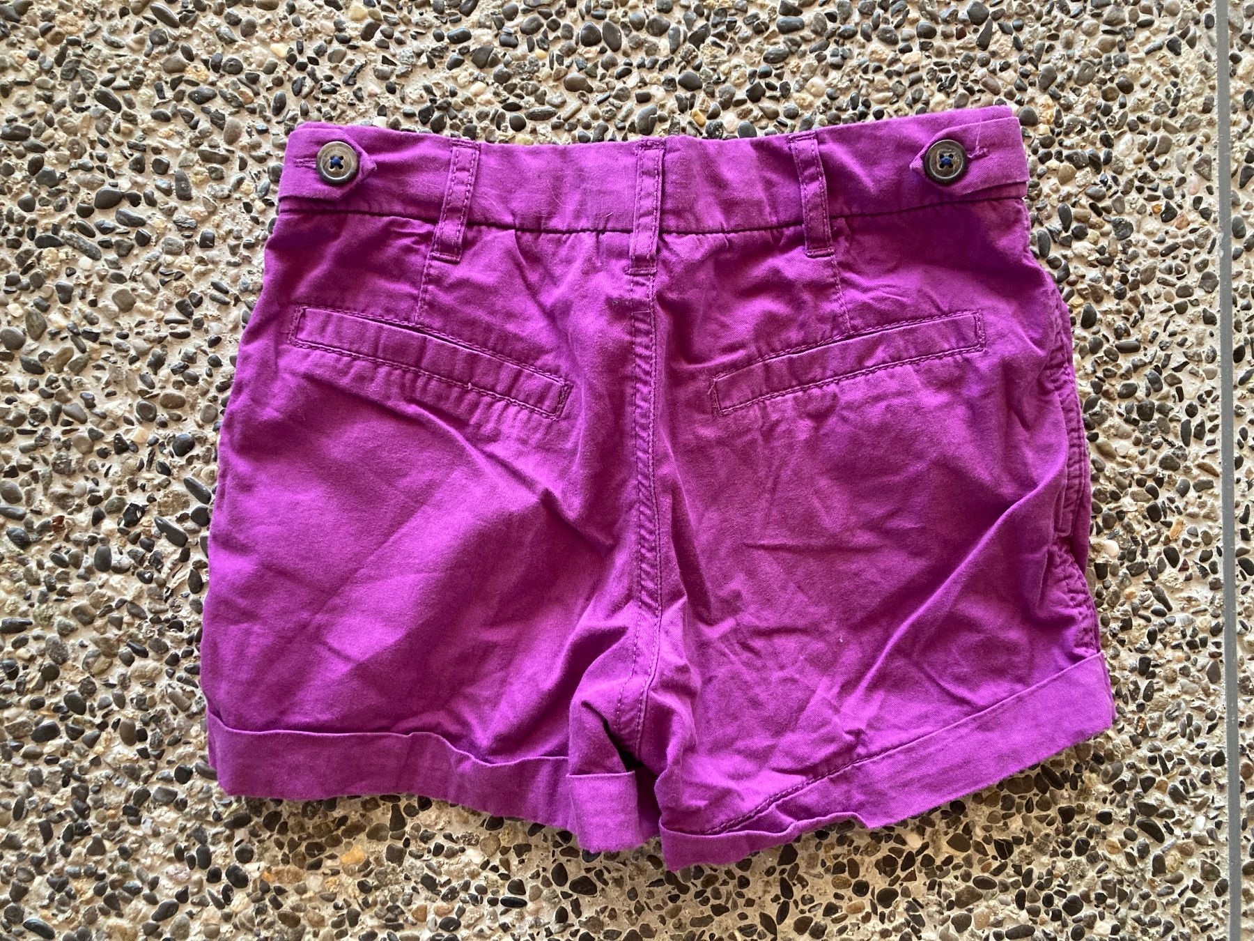 H&M Pantaloni: Kurze Hose, Shorts Gr. 122 100% BW – Usato da Aetingen venduto da Nadinsky 2