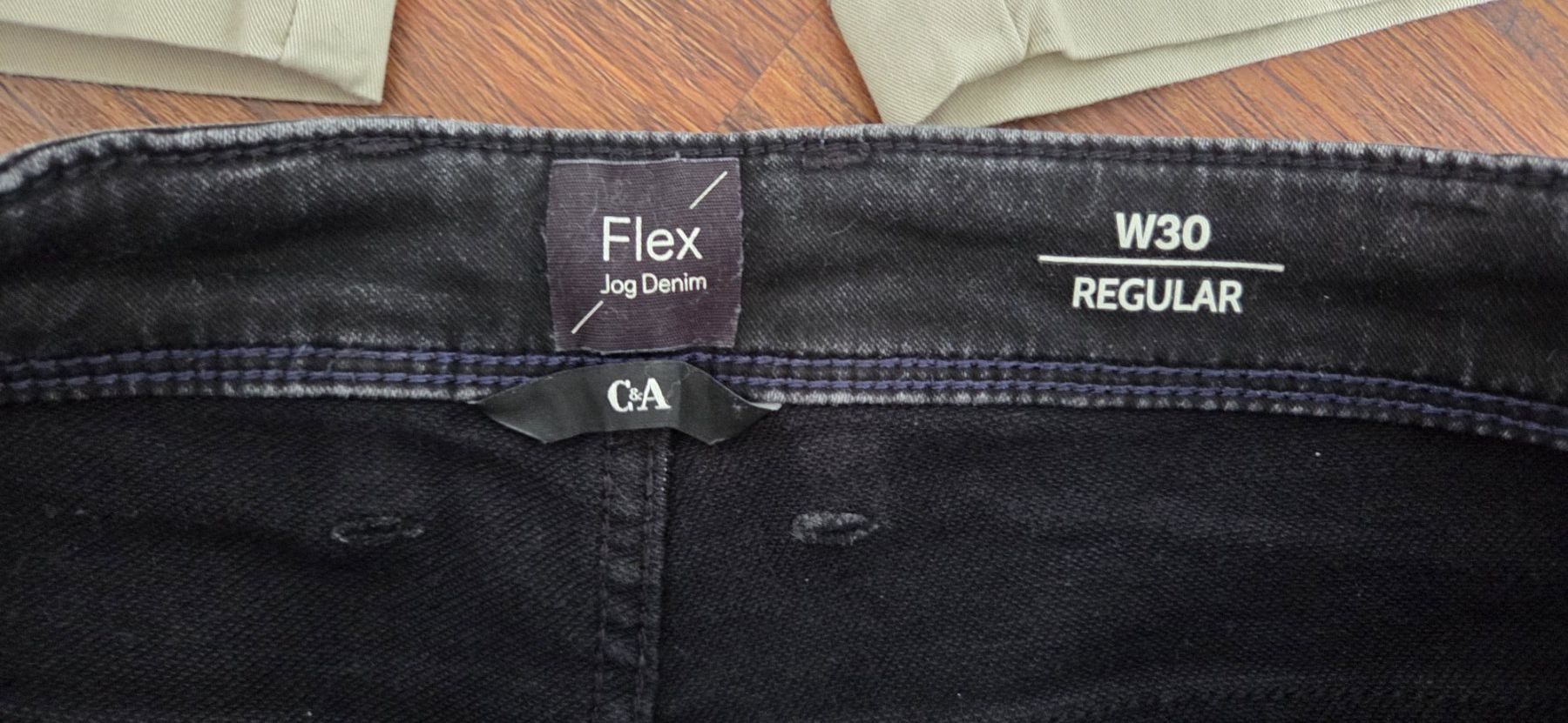 C&A Pantaloni: 2 Paar kurze Hosen Gr.W30 – Usato da Amlikon-Bissegg venduto da Re13 2