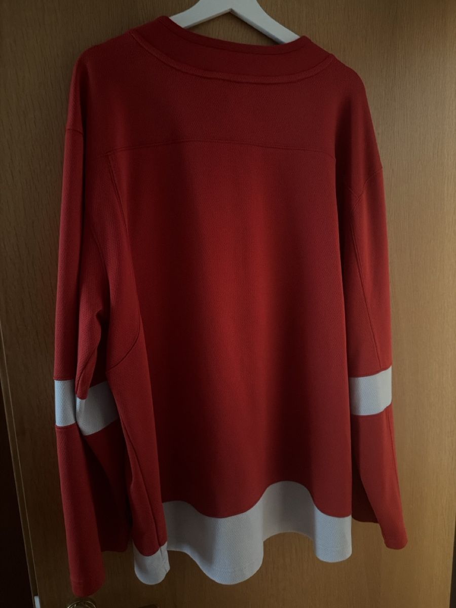 NHL Leibchen & Hosen: Detroit Red Wings Jersey XL – Neu (gemäss Beschreibung) aus Balzers von fab_vql9 1