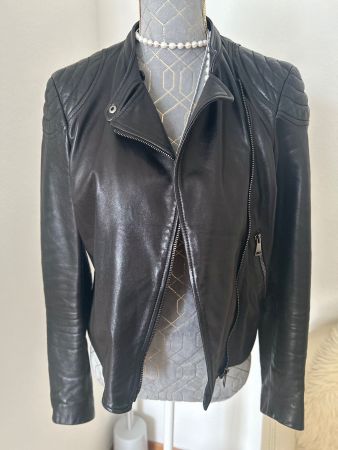 MASSIMO DUTTI Elegante Lederjacke mit Fellkragen Gr. M