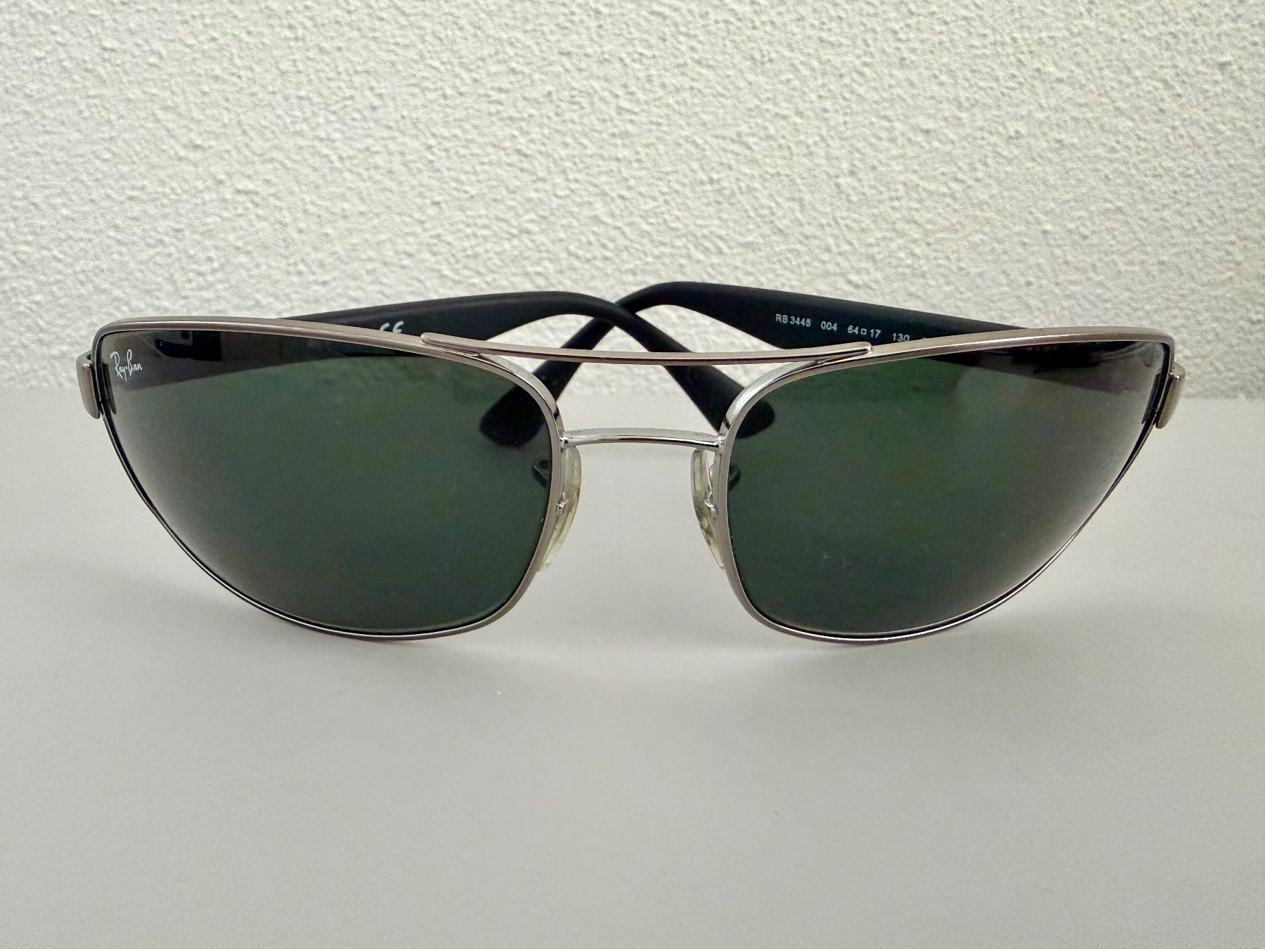 Ray-Ban Occhiali & Lenti: Sonnenbrille Ray-Ban – Usato da Emmenbrücke venduto da Charlize
