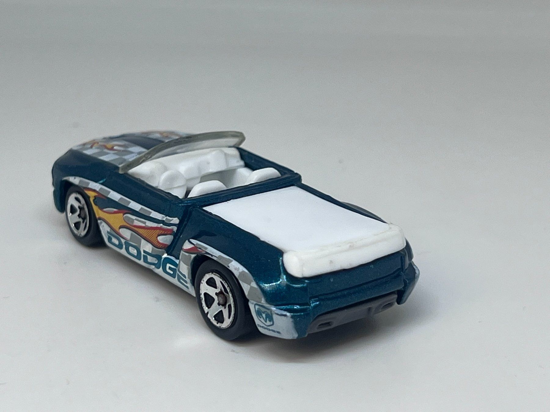 Hot Wheels Modellini d'auto: Hot Wheels Dodge Sidewinder #449 – Usato da Wildegg venduto da LaaBoutique 2