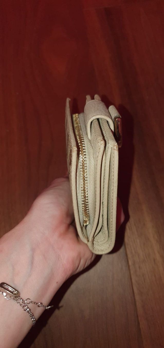 Gucci Portemonnaie: Porte-monnaie Gucci – Gebraucht aus St-Sulpice VD von juhdu 8