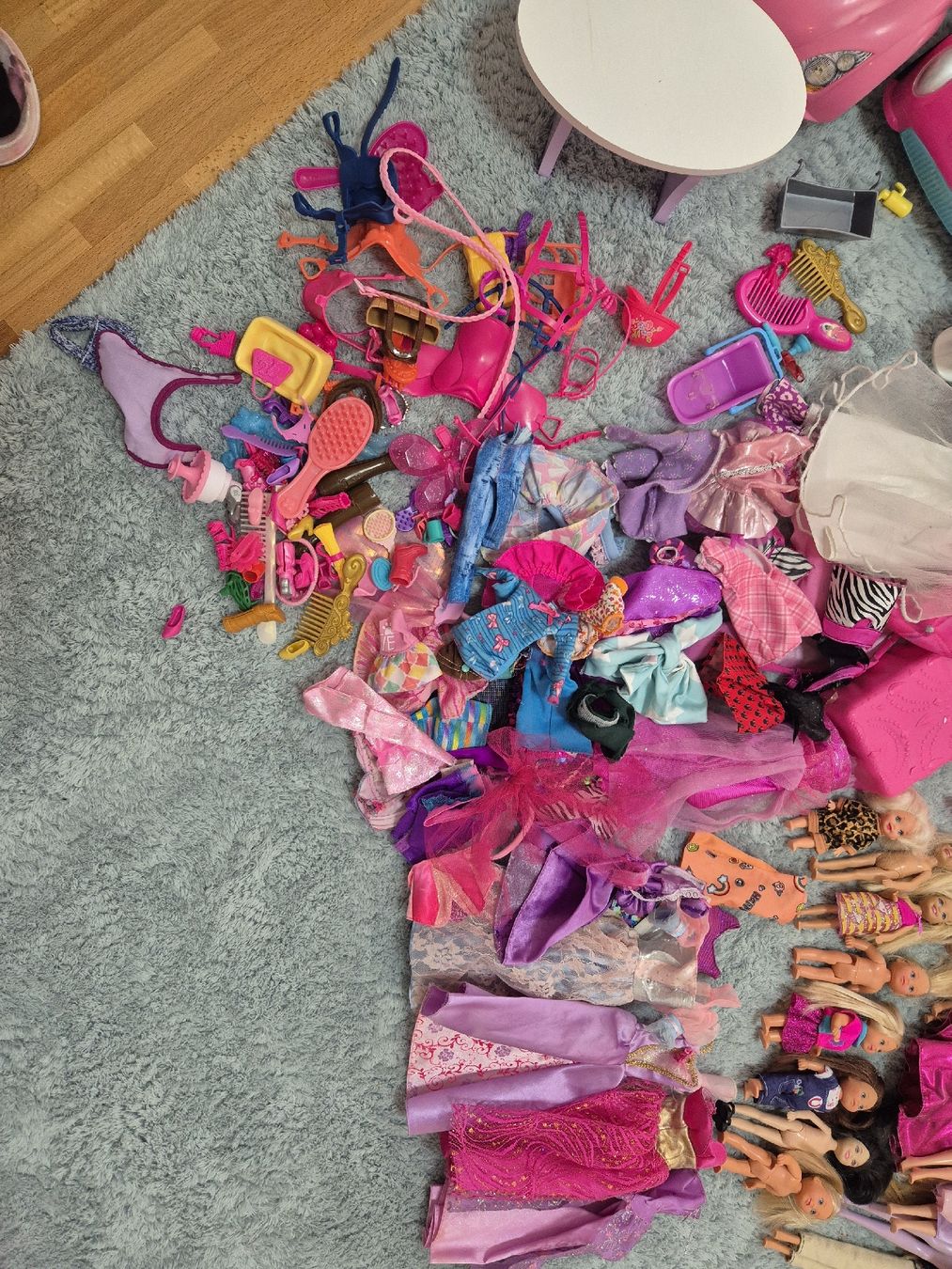 Bambole: Riesen Barbie Set – Usato da Andwil SG venduto da Vtanner 1