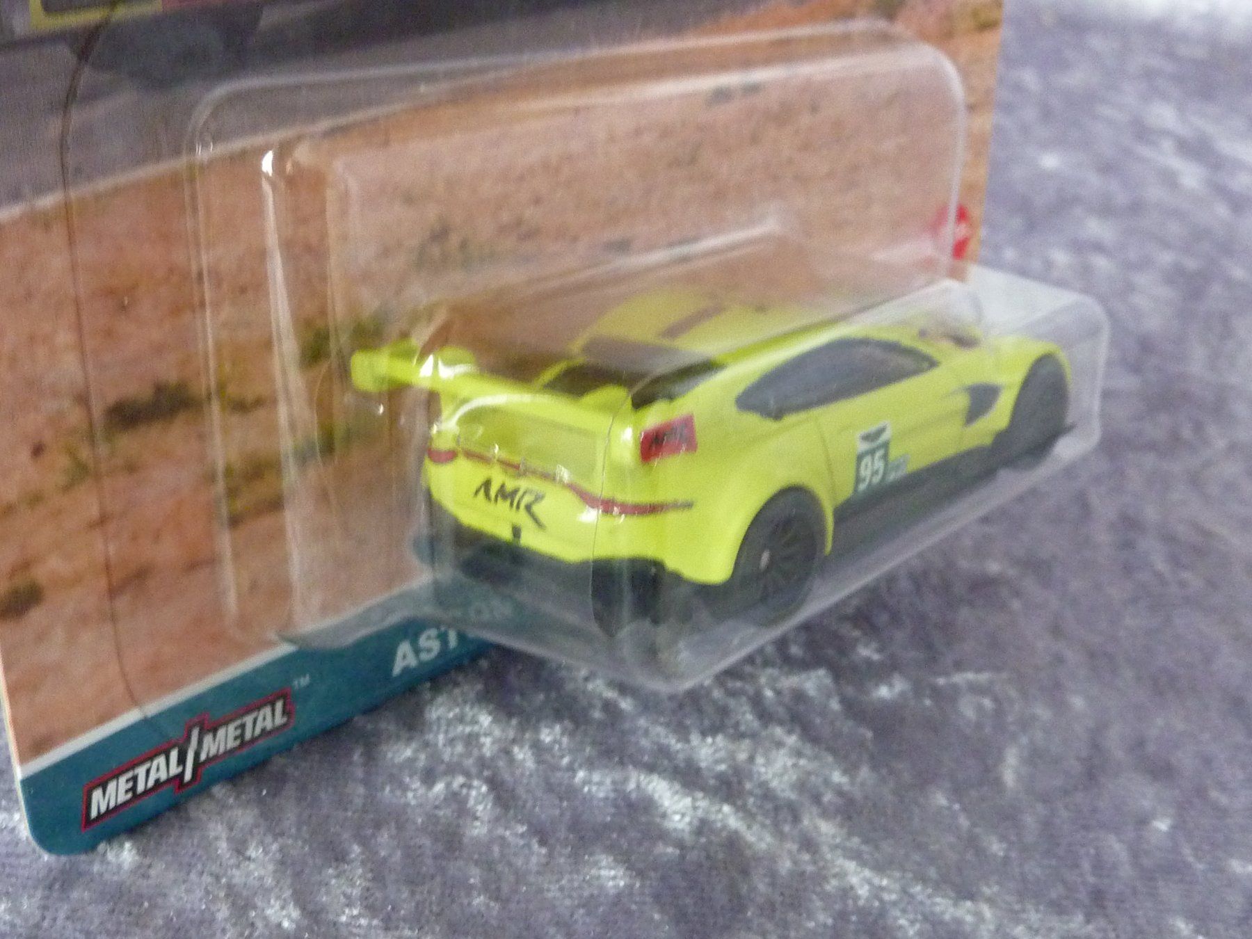 Hot Wheels Modellini d'auto: Aston Martin Vantage GTE 1:64 – Nuovo e nell'imballaggio originale da Dürrenäsch venduto da Cobra1ch 4
