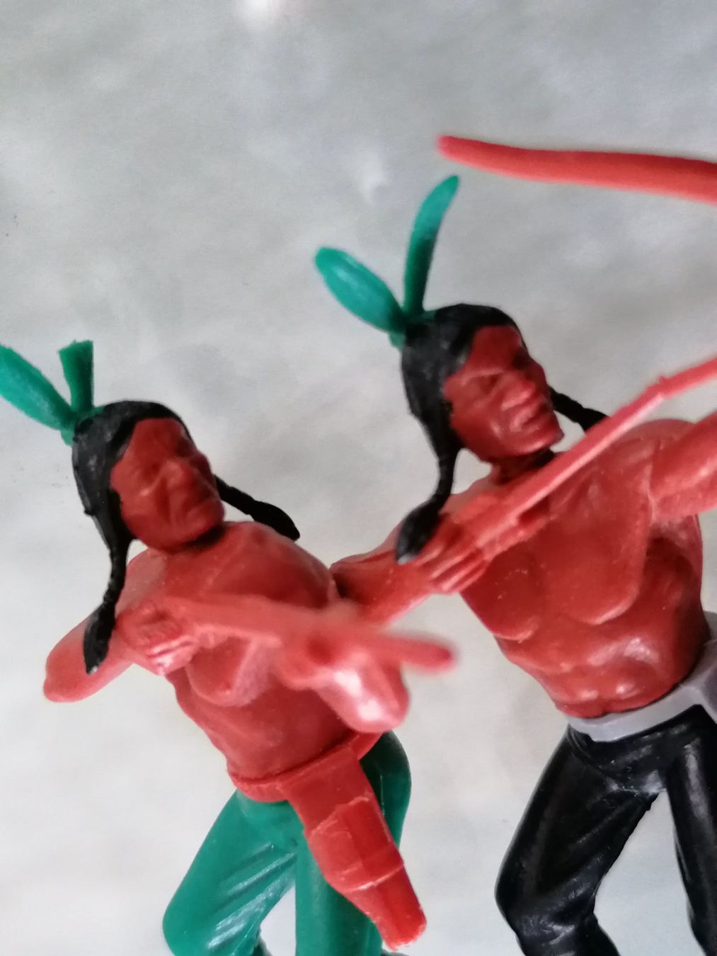 Timpo Figuren: Timpo Toys - Indianer 2 Stk. – Gebraucht aus Basel von vintagecollector 3