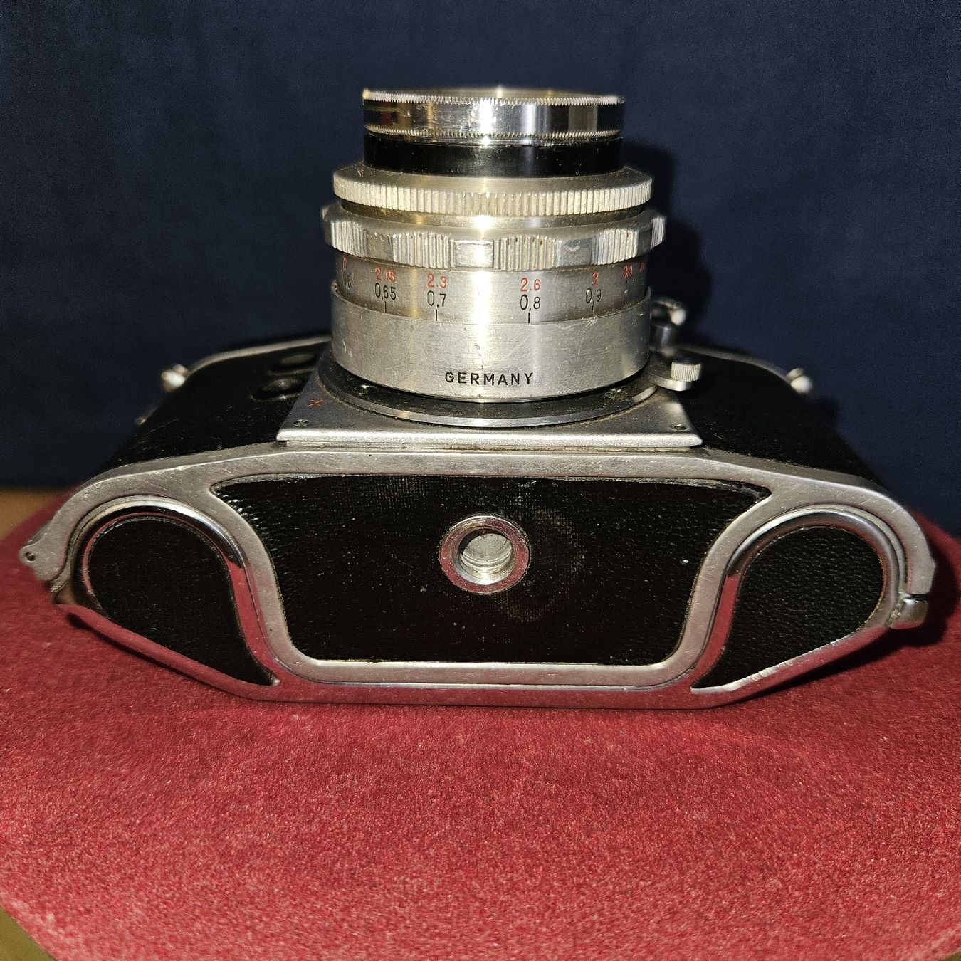 Exakta Fotocamera: Exa Kamera mit Tasche und Objektiv – Usato da Kriens venduto da gra_fhn7 4