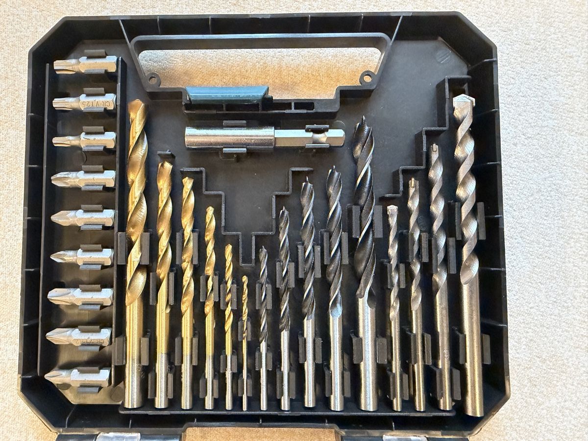 Alle Werkzeuge: 25 Teile Bohrset Neu – Neu und originalverpackt aus Ballwil von lukyluciano21