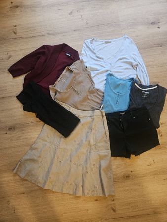 Sommer-Kleiderpaket für Damen, Grösse S - Top Zustand!