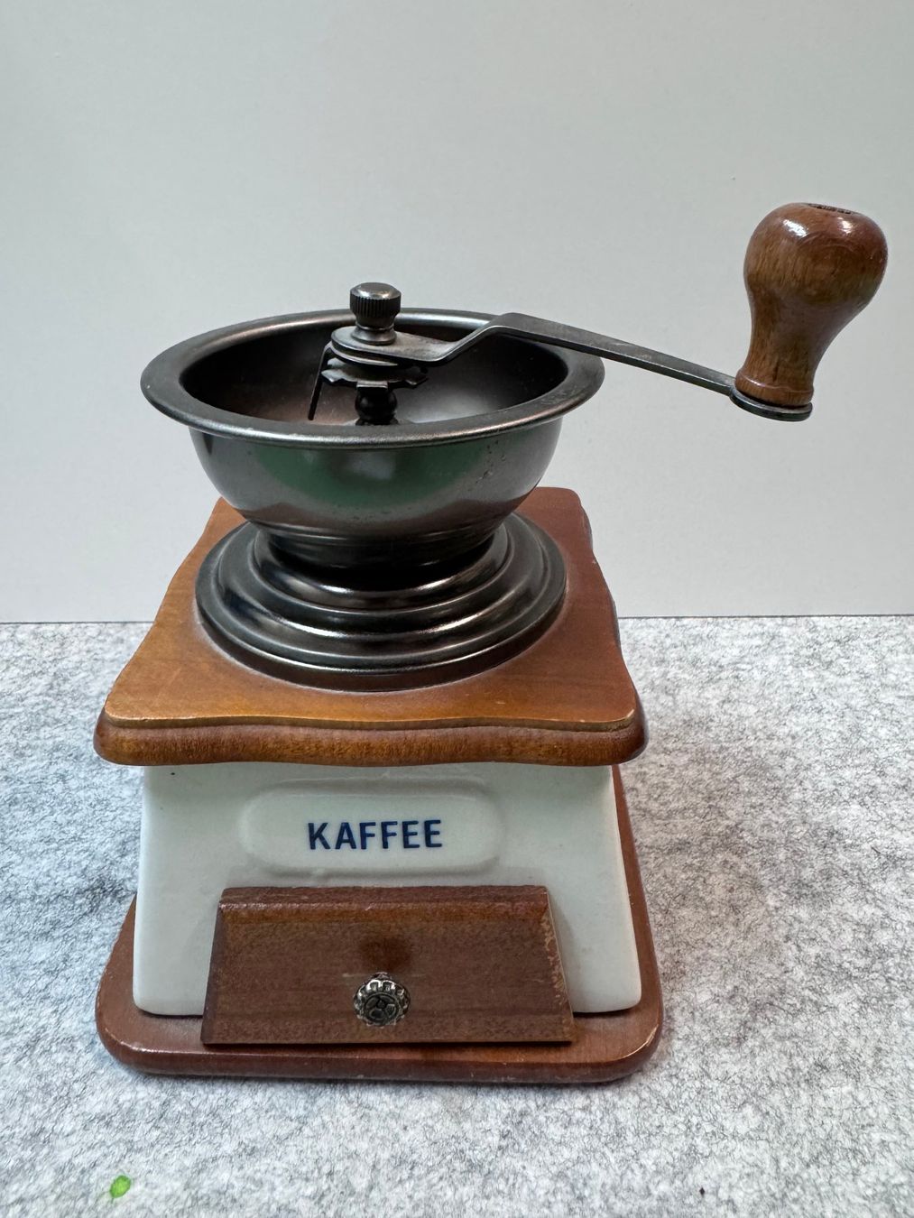Elettrodomestici da cucina: Kaffeemühle – Usato da Oberdorf BL venduto da ileilo