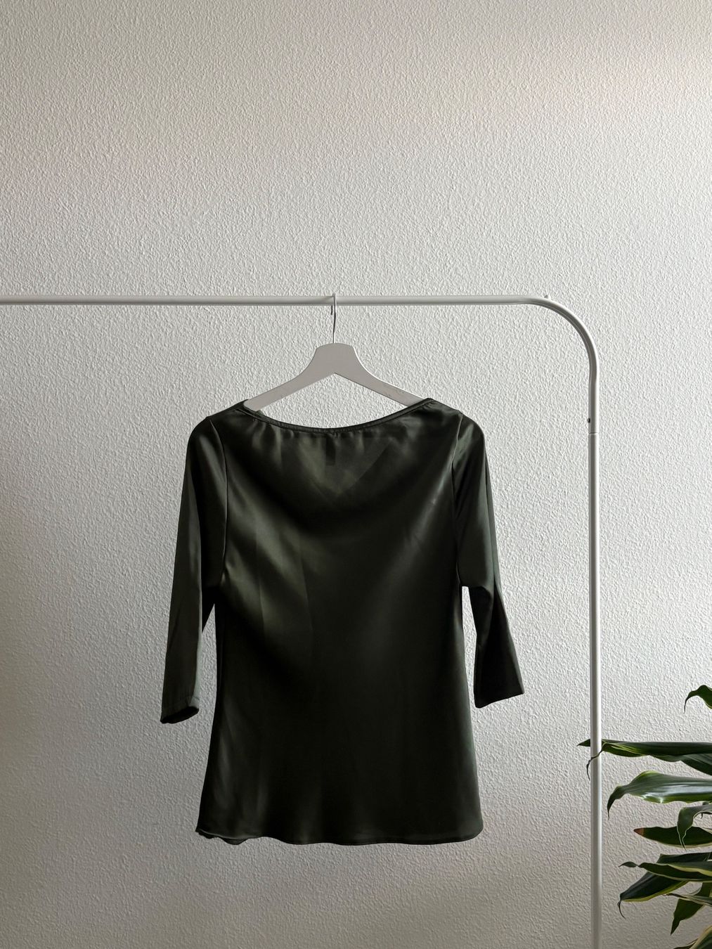 Camicette: dunkelgrüne Bluse – Nuovo (secondo la descrizione) da Zürich venduto da bbbggg 1