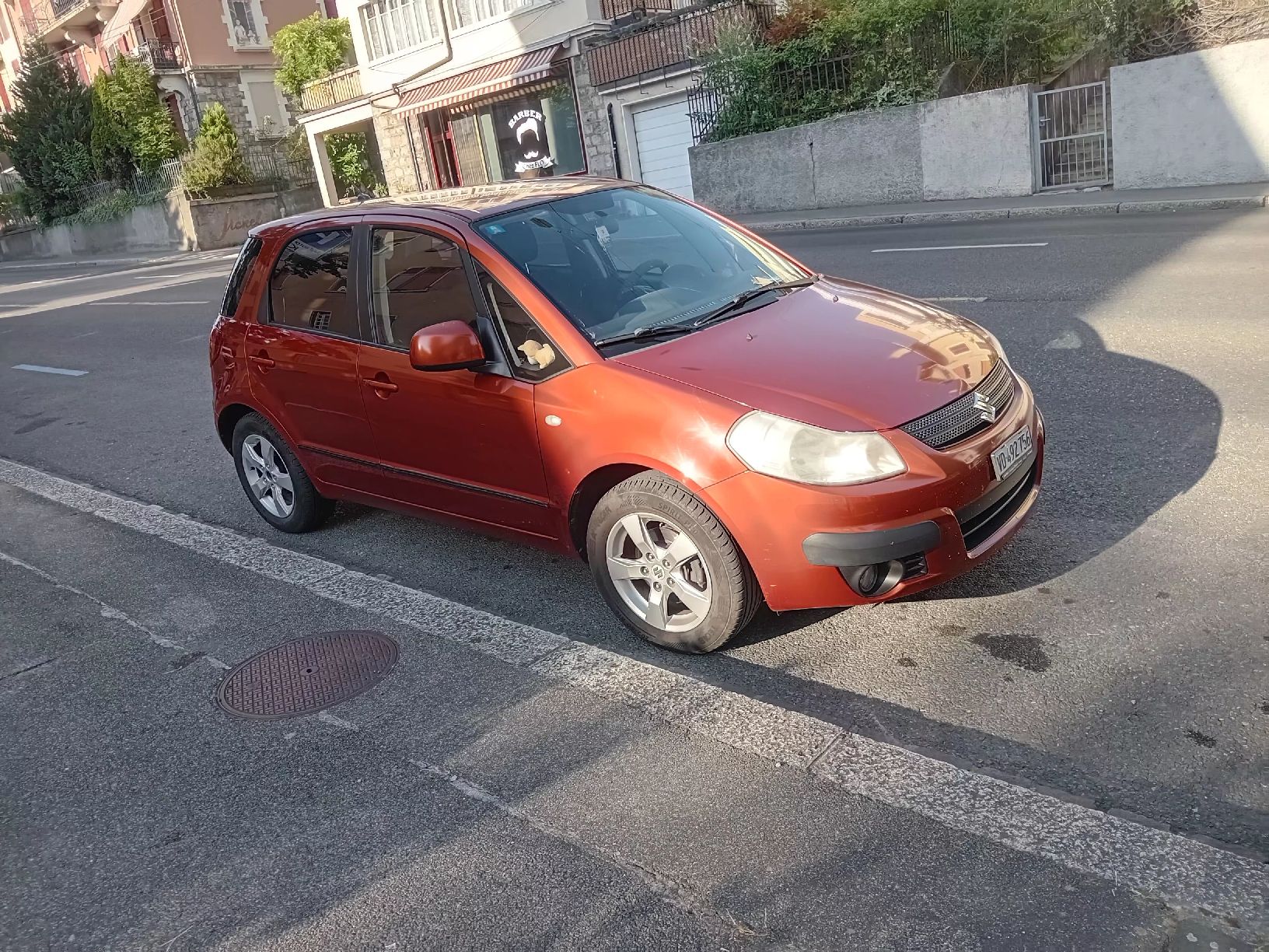 Suzuki Autos: SUZIKI SX4 1.6 ESSENCE  – Gebraucht aus Lausanne von tal_8ntx