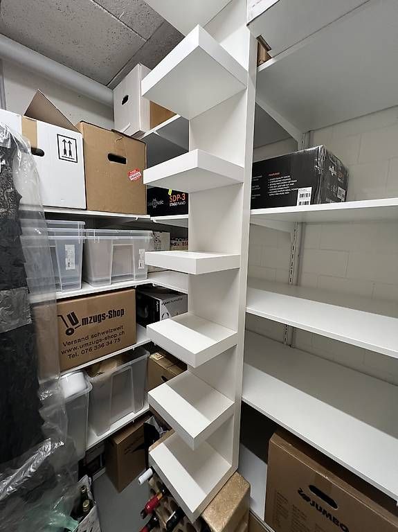 Ikea Scaffali: Ikea Wandregal , weiss – Usato da Stäfa venduto da swi7zer
