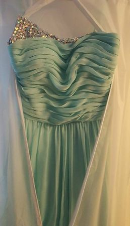 Abendkleid türkis mit Strass