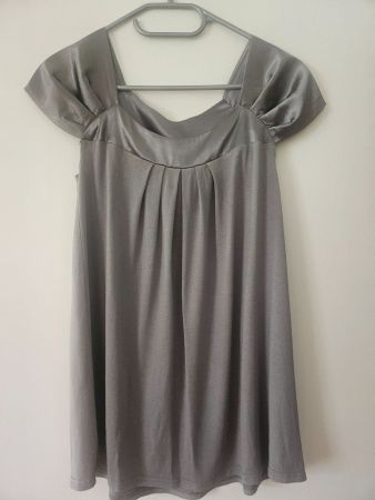 Elegante graue Bluse/Tunika, Satin-Optik und Faltendetails