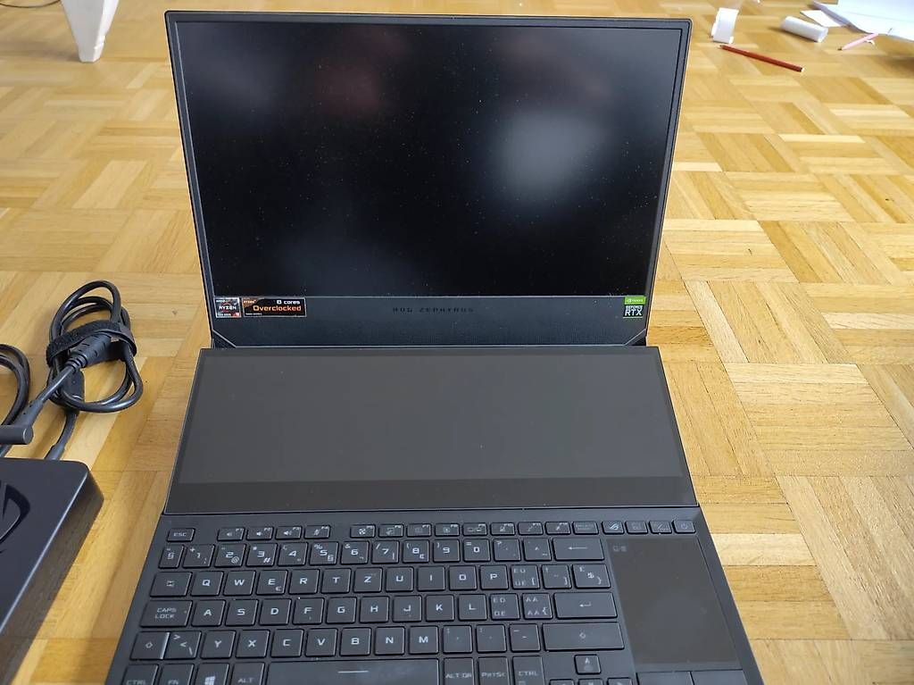 Notebook: Laptop ASUS ROG Zephyrus Duo 15 SE – Usato da Lausanne venduto da Lemugeekien