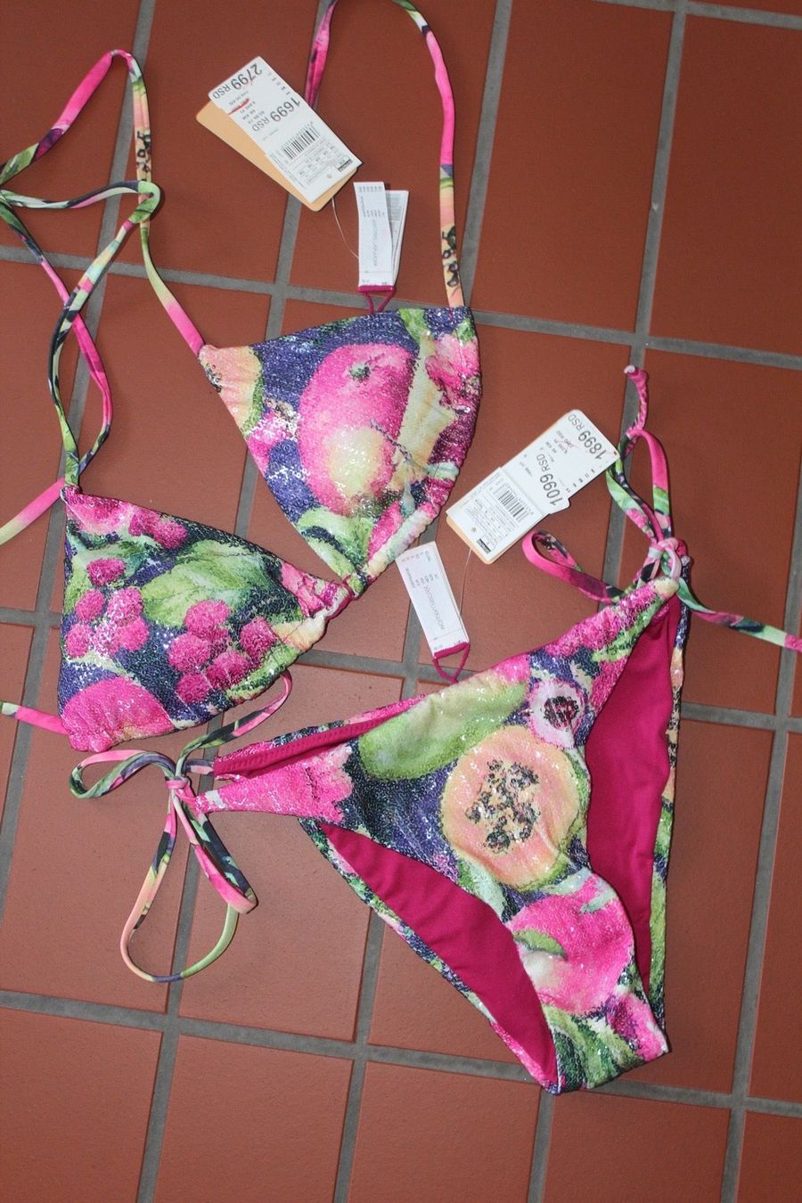 Costumi da bagno & Bikini: Bade Anzug Bikini Neu – Usato da Zürich venduto da JOD213
