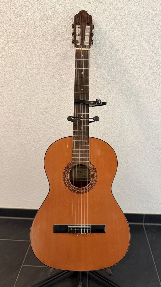 Esp Strumenti musicali: Guitare classique espagnole Guisval / Azahar Timoe – Usato da Granges-Marnand venduto da mar_87ws 1