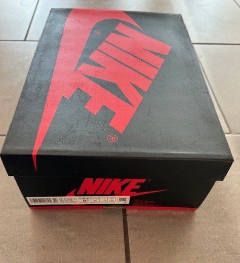 Jordan Herrenschuhe: JORDAN 1 RETRO HIGH OG - Royal Toe - EU42 / US8.5 – Neu und originalverpackt aus Eggenwil von alecato 2