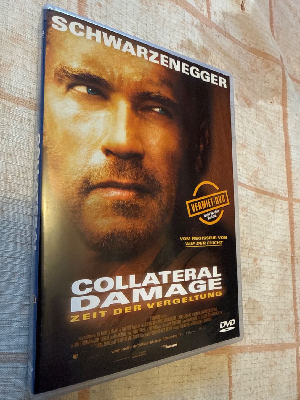 Tutti i DVDs: Collateral Damage – Usato da Schaffhausen venduto da D-MAC