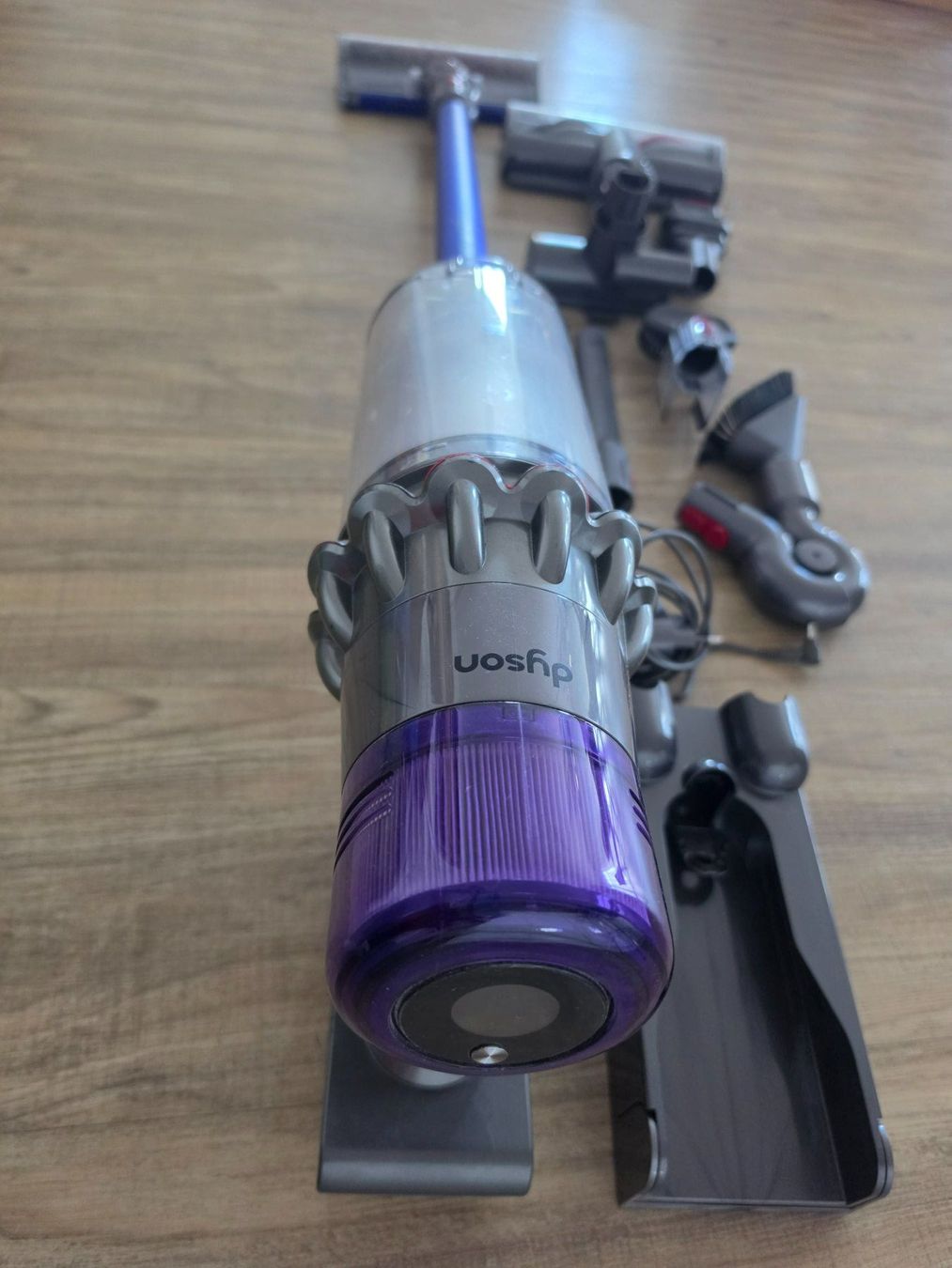 Dyson Aspirapolveri & Accessori: defekter Dyson v11 absolute extra – Difettoso da Uzwil venduto da CarinaIsabella 1