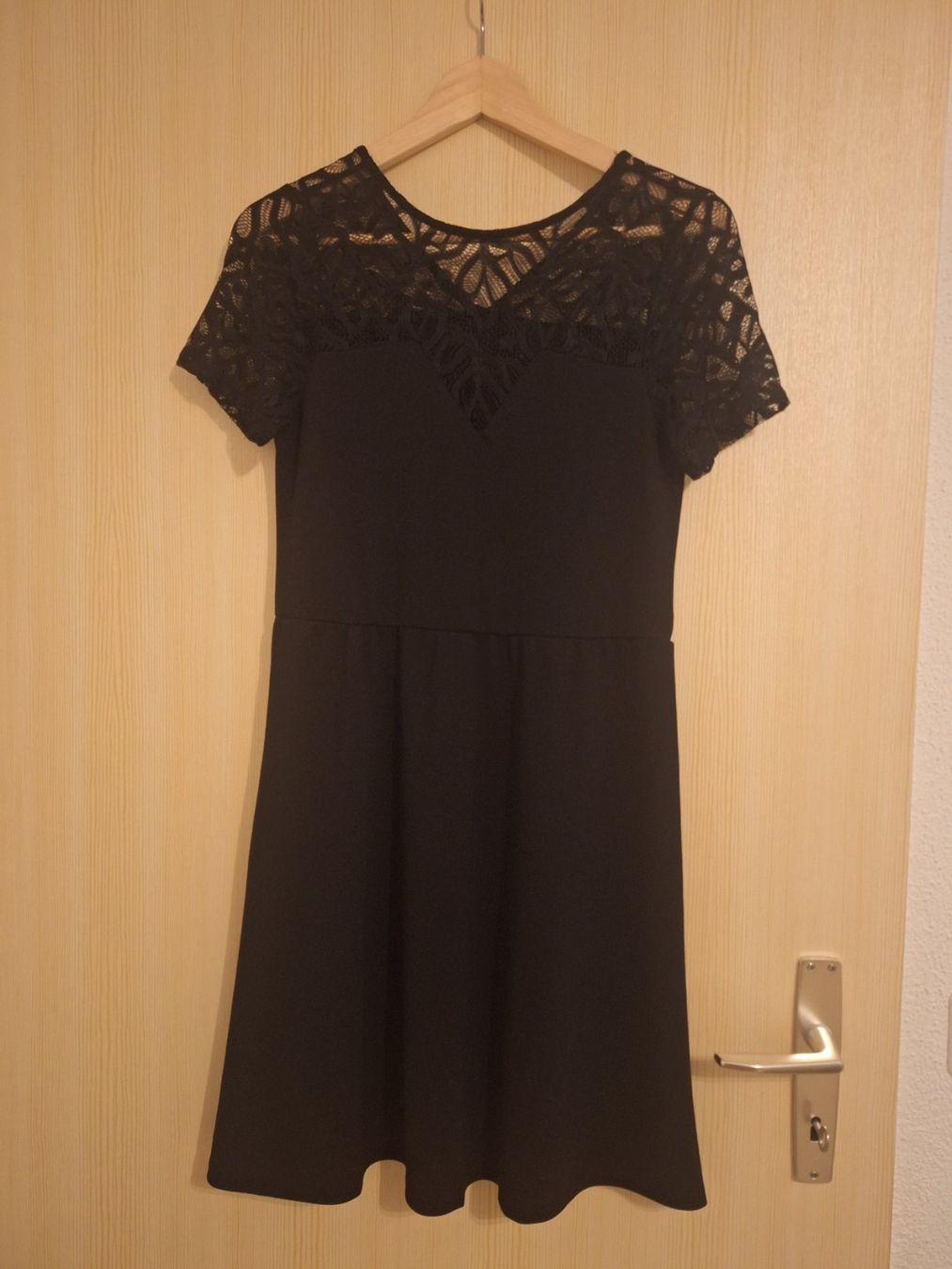 Vestiti: Damenkleid schwarz – Usato da Wängi venduto da jan_7twg
