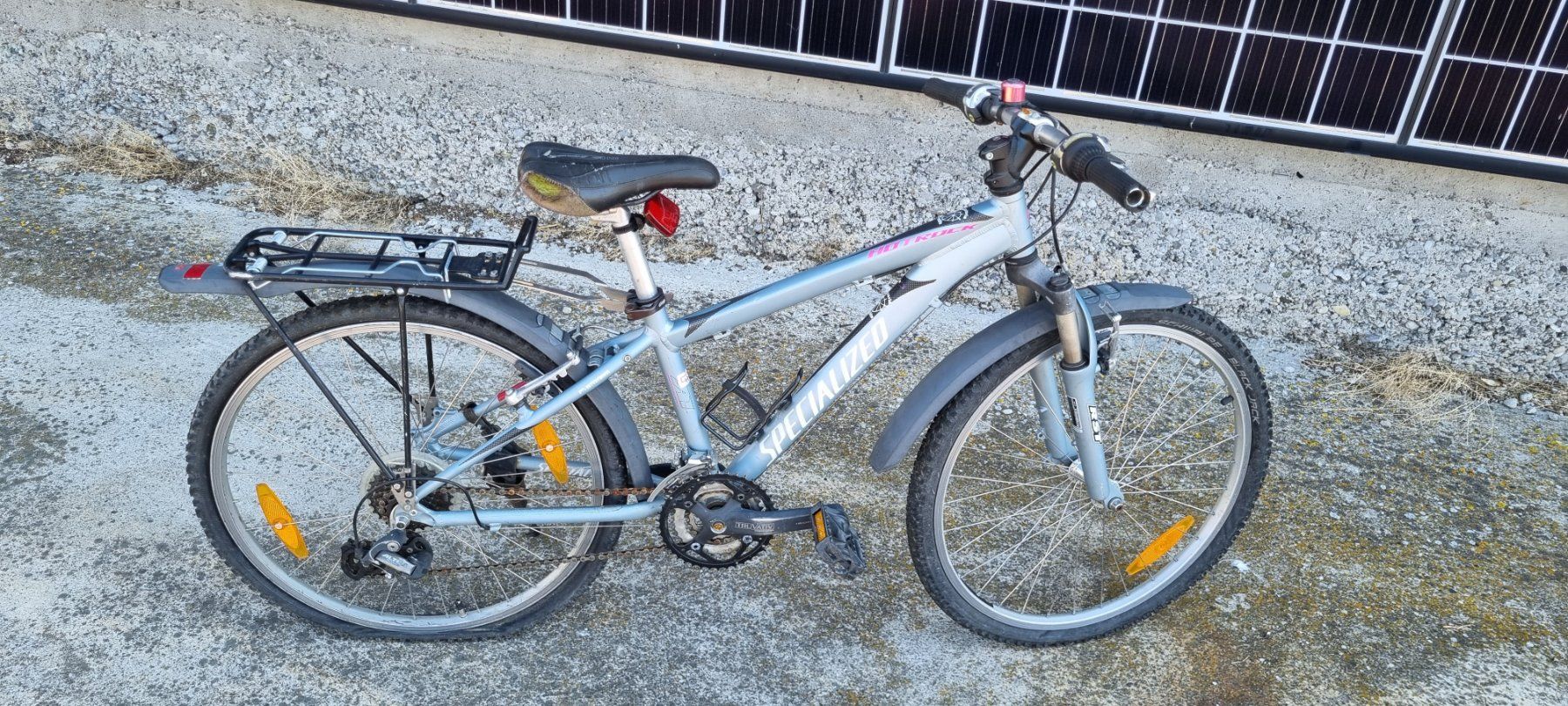 Specialized Biciclette: Kinder Velo Specialized 24" – Difettoso da Zürich venduto da beaahaus 4