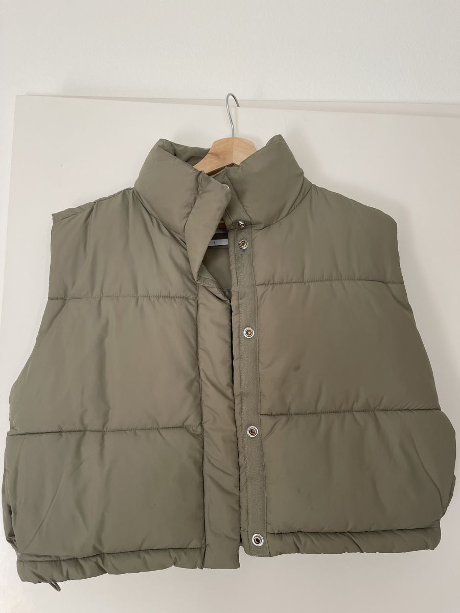 Bershka Gilet & Giacche senza maniche: Gilet Bershak – Usato da Ruggell venduto da a_w_mc7m