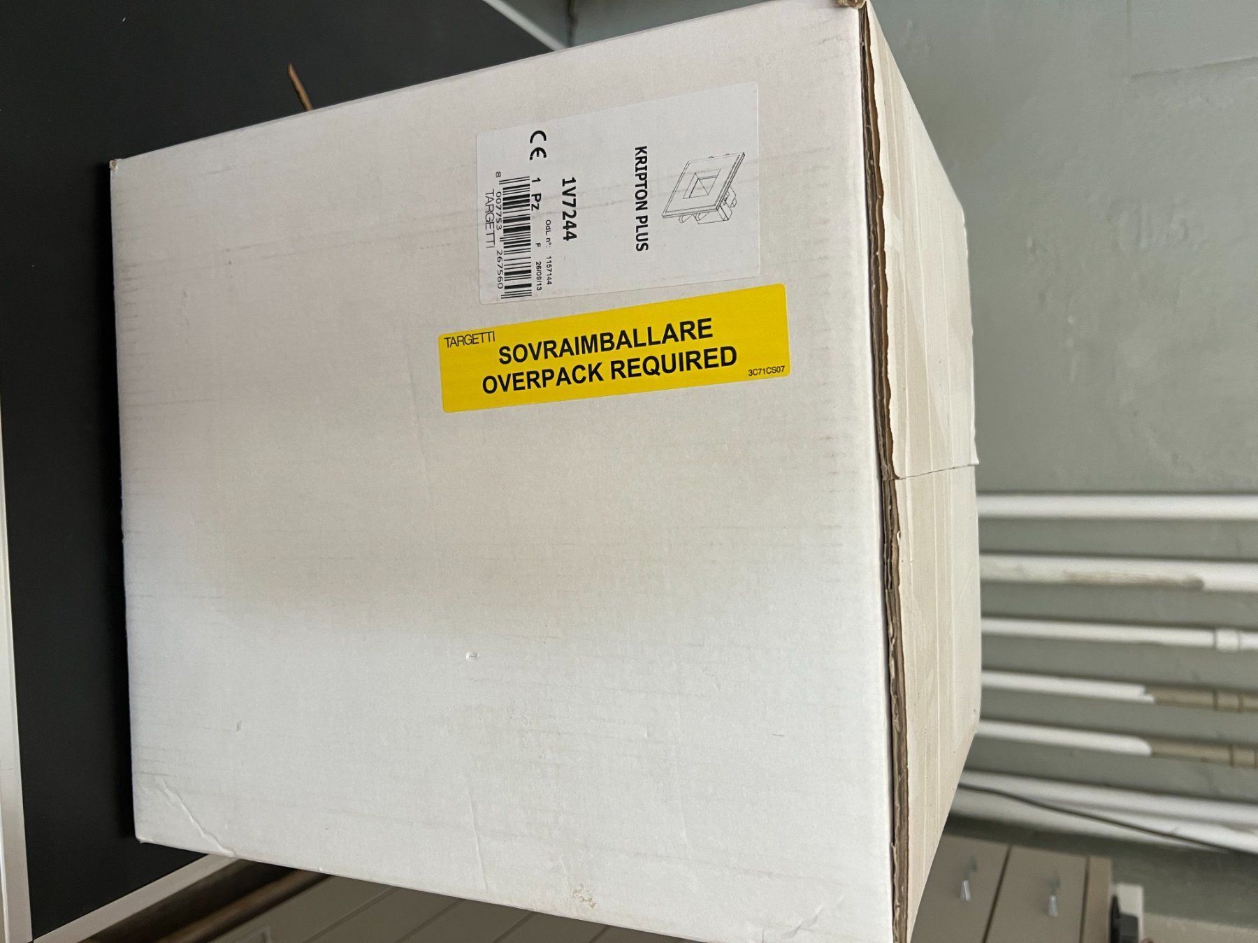 Lampade: KRIPTON PLUS – Nuovo e nell'imballaggio originale da Mägenwil venduto da BackInWhite 1