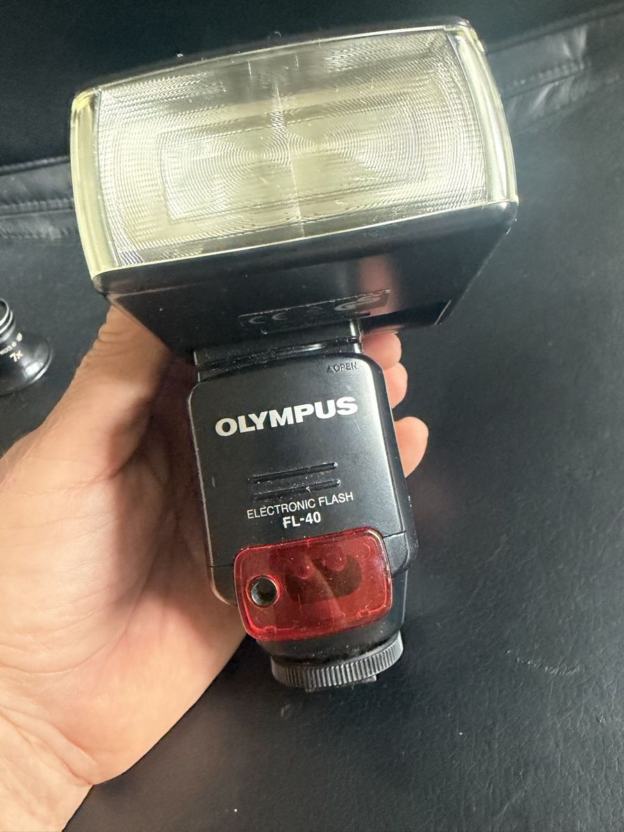 Olympus Flash: Olympus FL-40 Electronic Flash lash – Usato da Baden venduto da noli.r