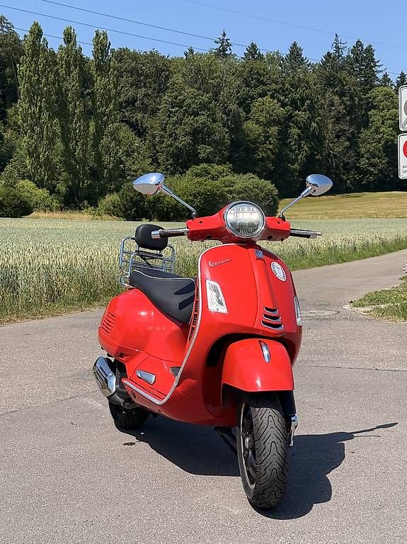 Scooters: Piaggio Vespa GTS 125 – Gebraucht aus Fahrwangen von vespa4you