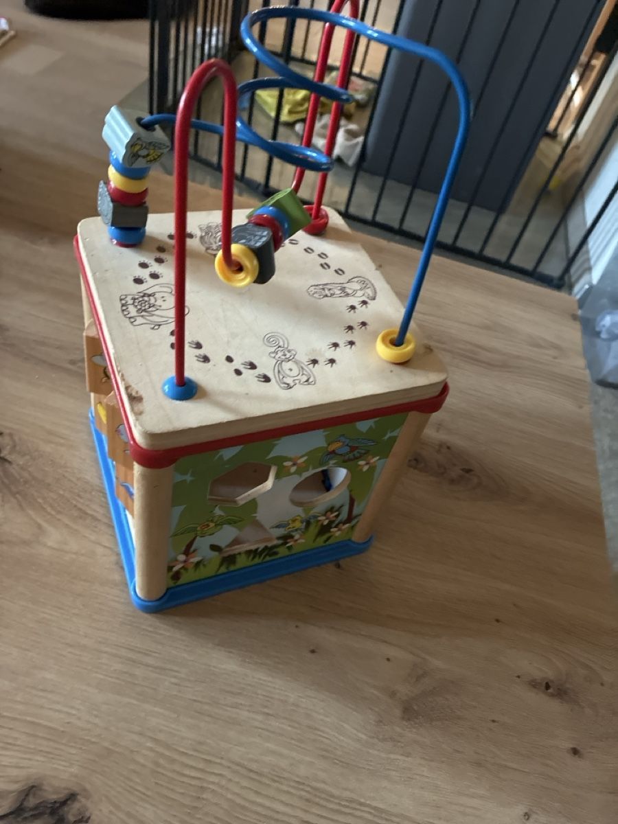 Giocattoli: Wooden Activity Cube Busy Board Good Condition – Usato da Niederbipp venduto da mka_65kg 1