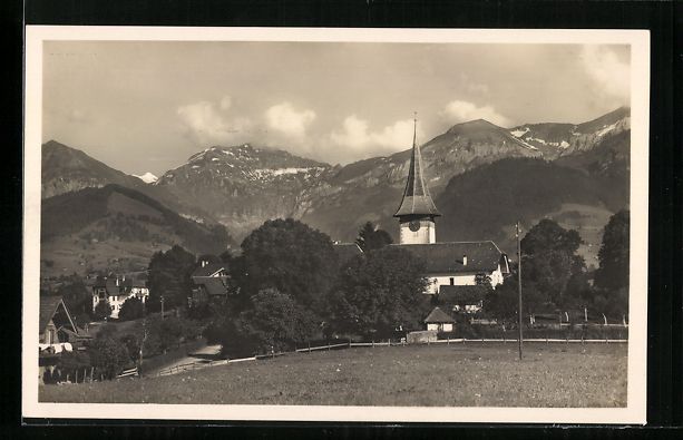 Cartoline postali: AK Aeschi, Ortsansicht mit Kirche – Usato da Berlin venduto da bartko-reher