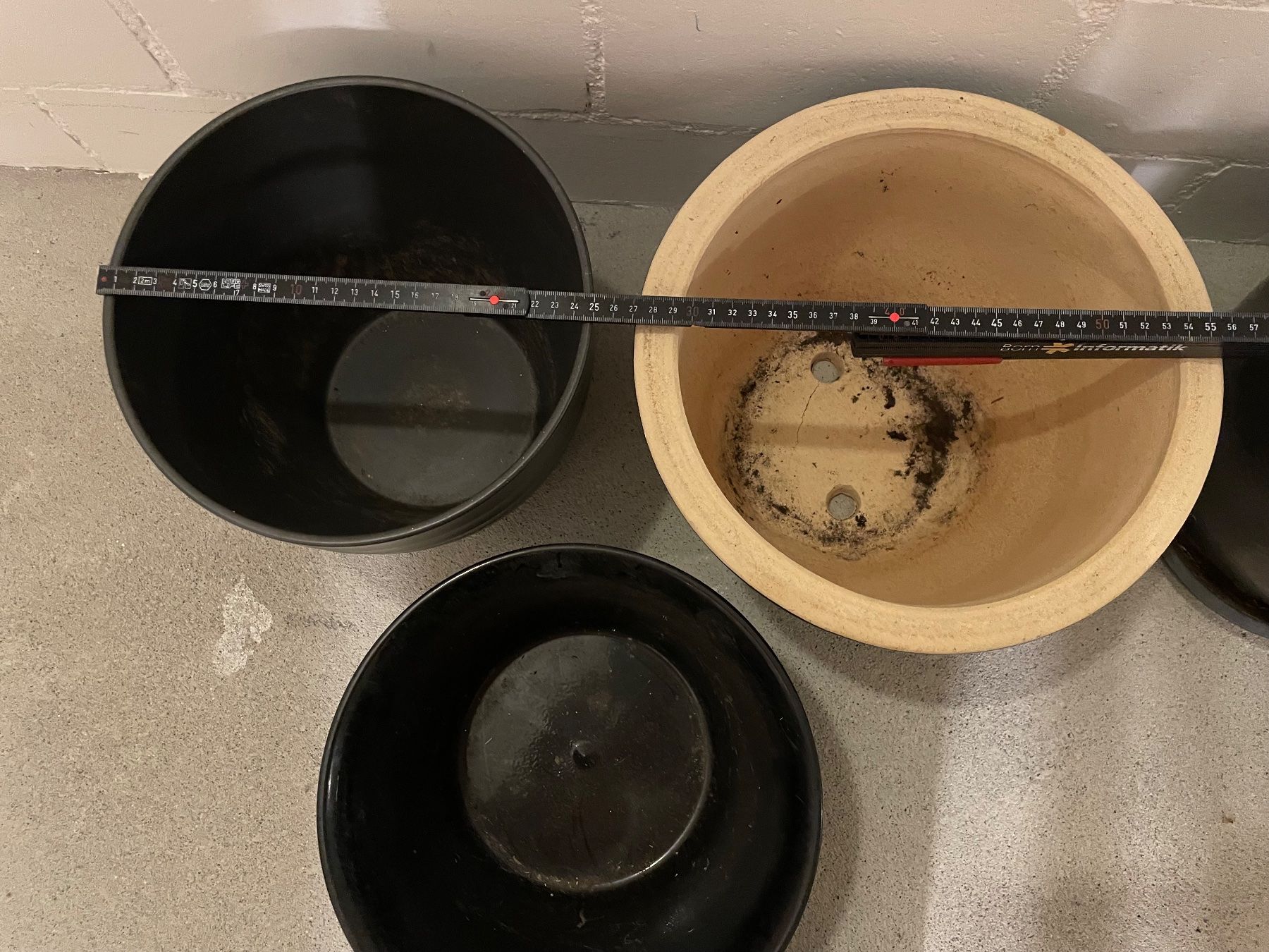 Pots de fleurs: 5 grosse Blumentöpfe – D'occasion à Winkel par jen_5wrx 1
